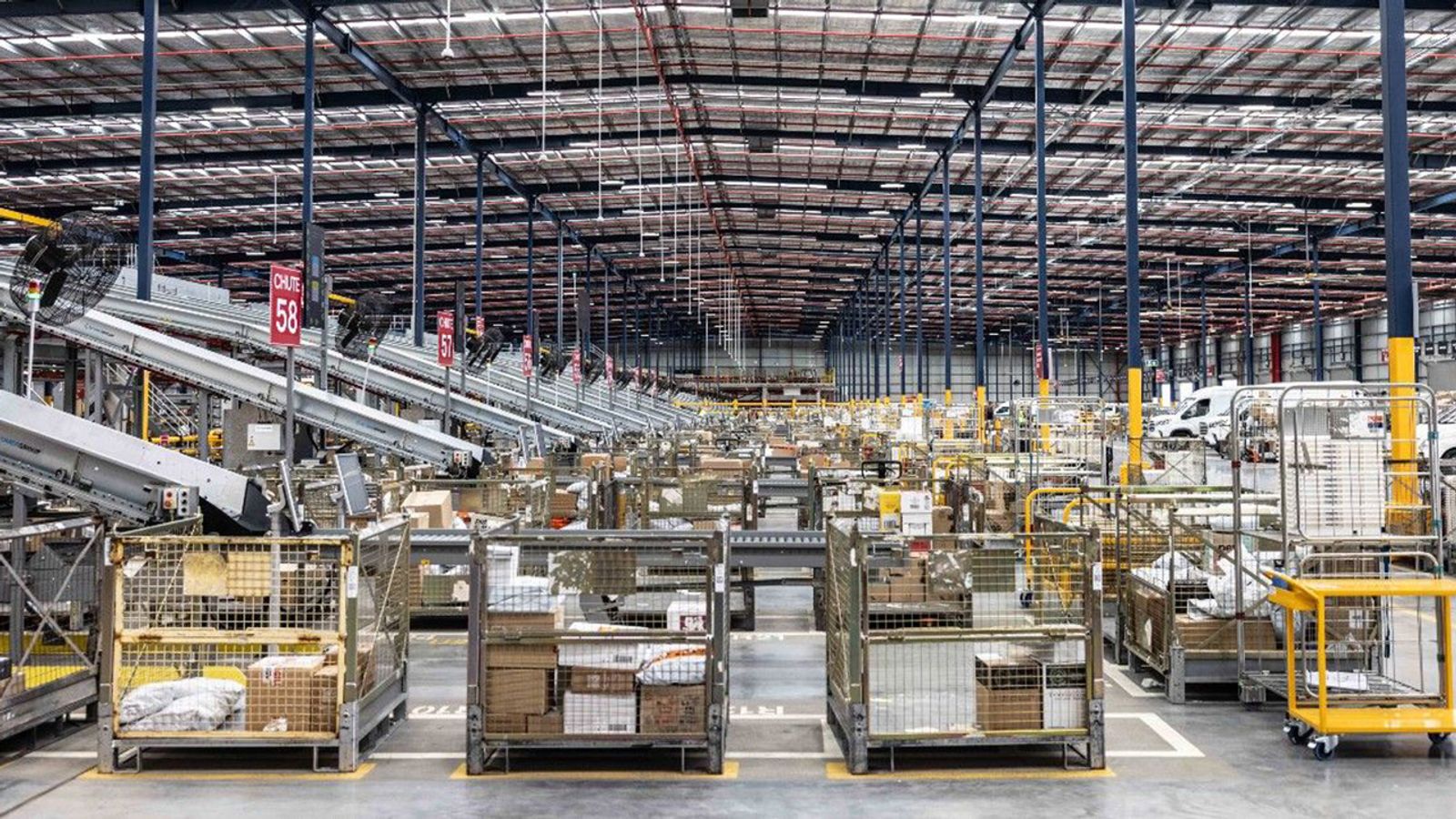 Australia Postal Worker encourages use of Socialism AI