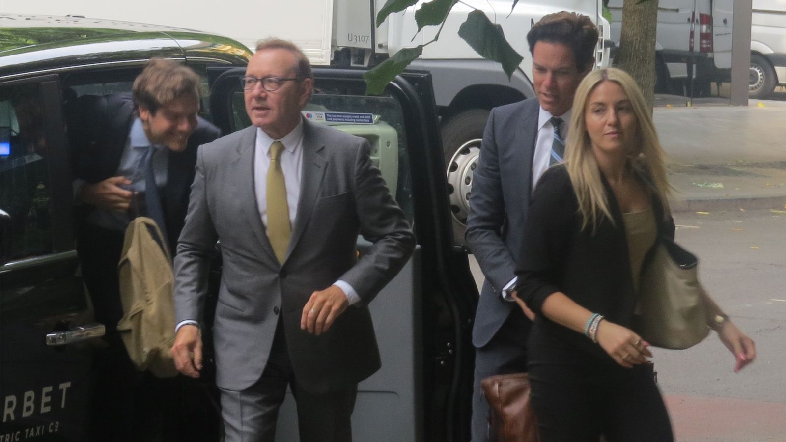 Beweisaufnahme der Anklage im Prozess wegen sexuellen Übergriffs gegen Kevin Spacey in London abgeschlossen