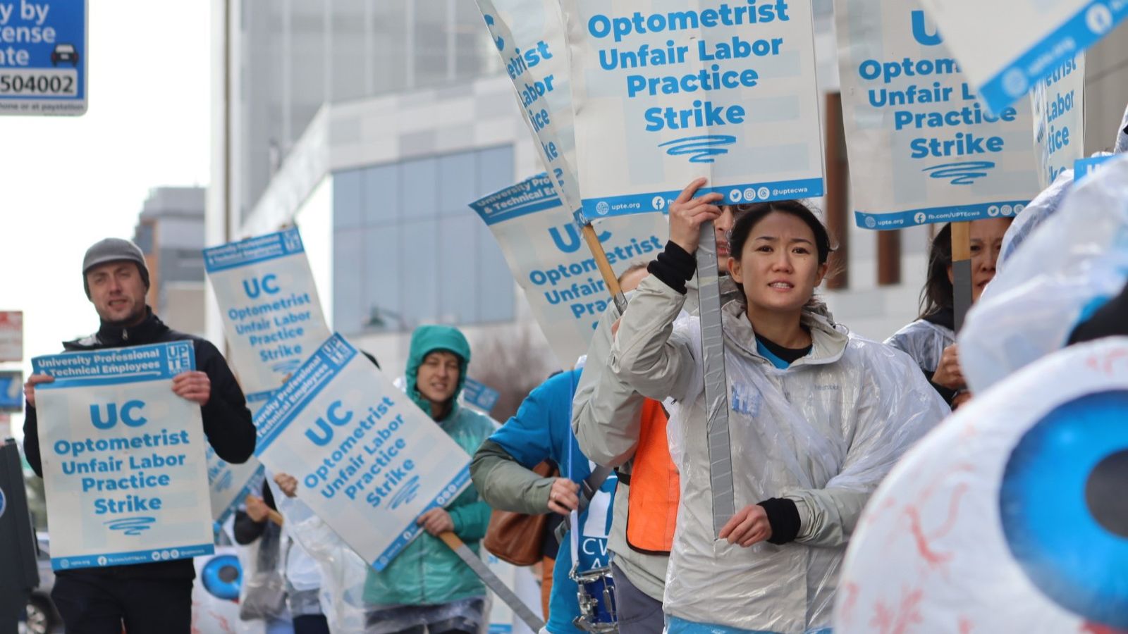 Optiker der University of California starten zweitägigen Streik