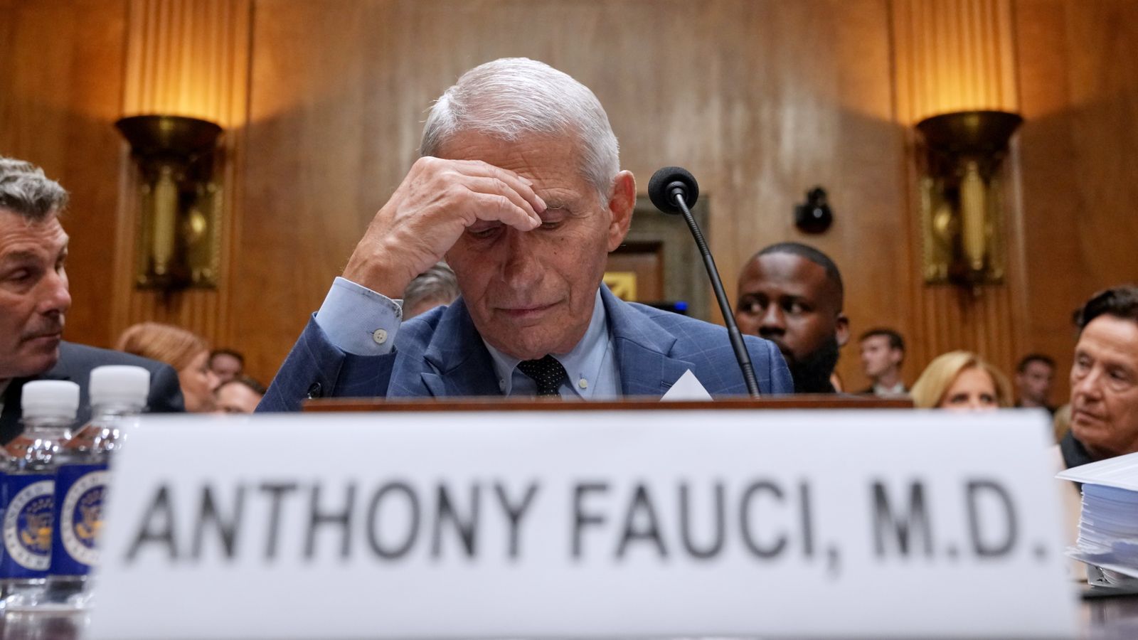 Une commission sénatoriale déclare Fauci coupable d’outrage devant le Congrès tandis que plusieurs épidémies font rage à travers les États-Unis