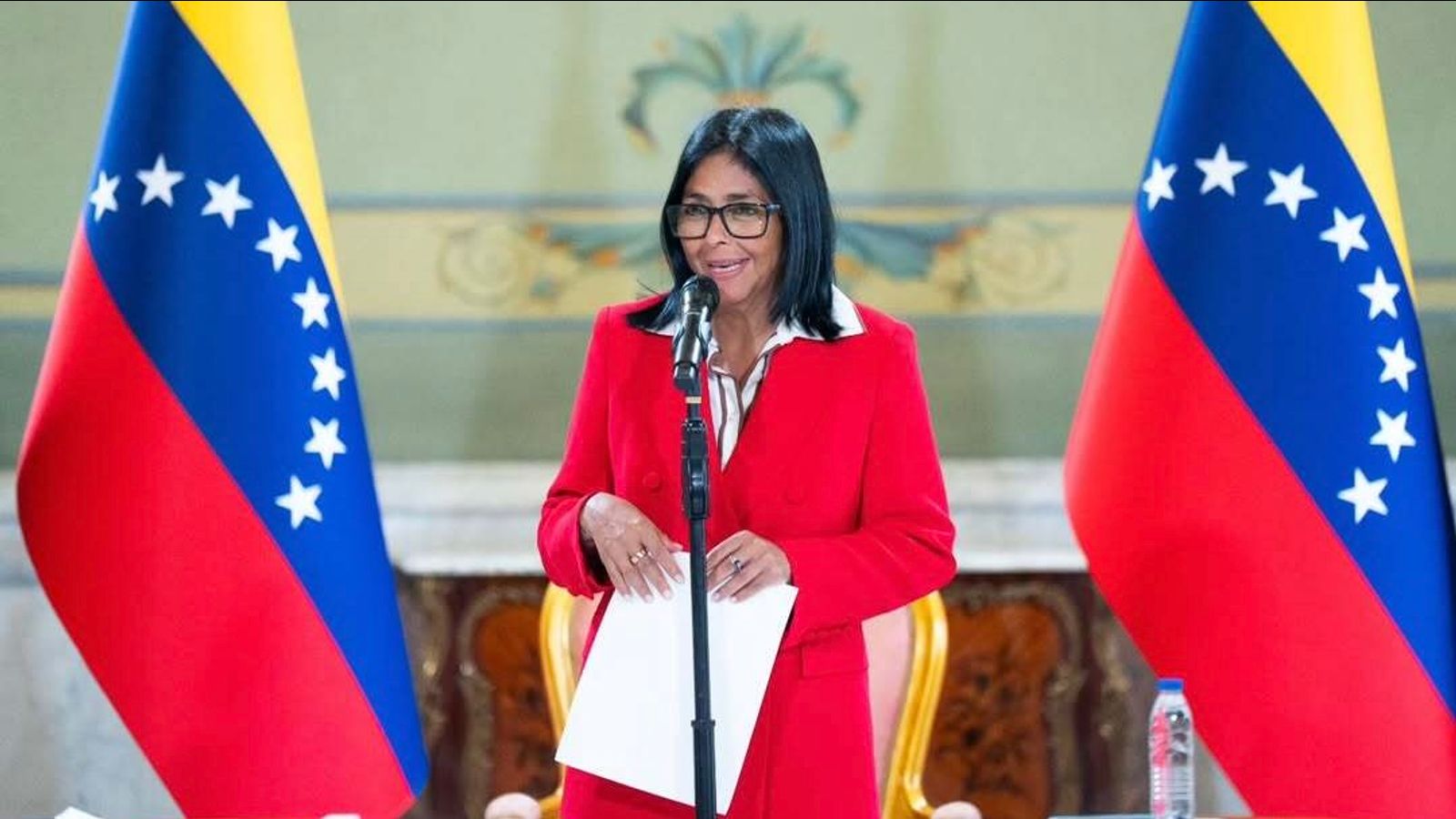 Venezuela’s interim president paints Trump as defender of “peace” after Washington shooting