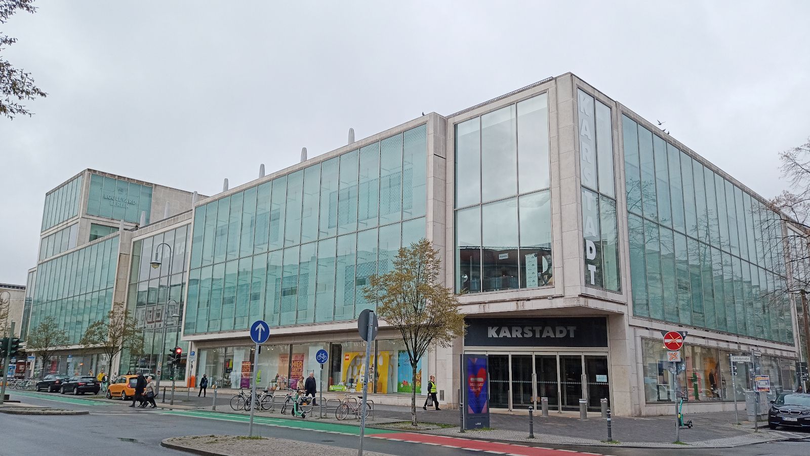 Die Auflösung von Galeria Karstadt Kaufhof, der größten verbliebenen Supermarktkette Deutschlands, wurde beschlossen