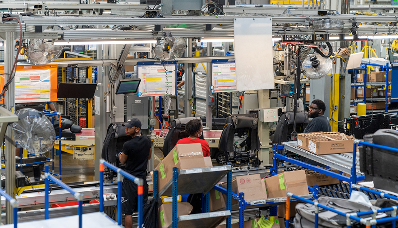 wsws.org - Bridgewater Interiors auto parts workers reject sellout while Dana workers set to vote on contract deal