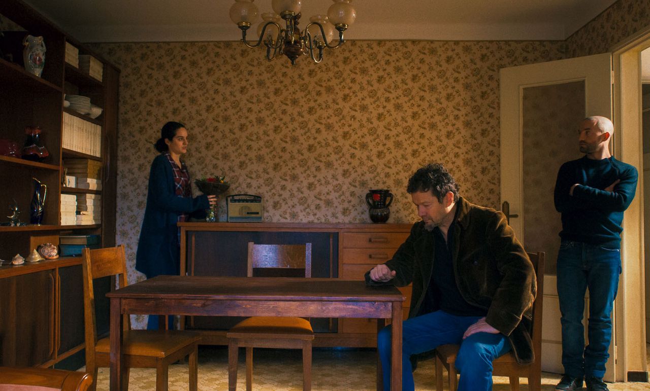 Paper Flags Tehran City Of Love And Belmonte Alienation