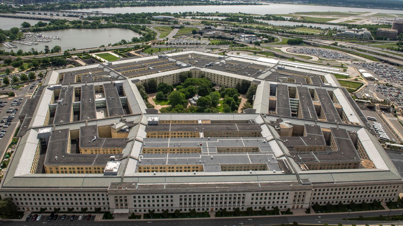 wsws.org - Trump's 'Department of War' seeks to enlist US auto companies in accelerated arms buildup