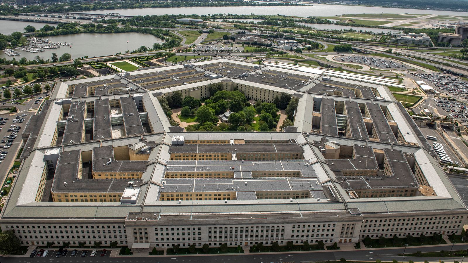 Trump’s “Department of War” seeks to enlist US auto companies in accelerated arms buildup