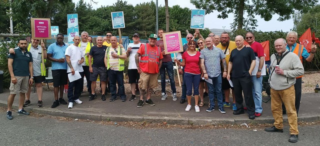 UK bus workers’ determined strike at Arriva North West continues, as GMB union declares for “compromise”