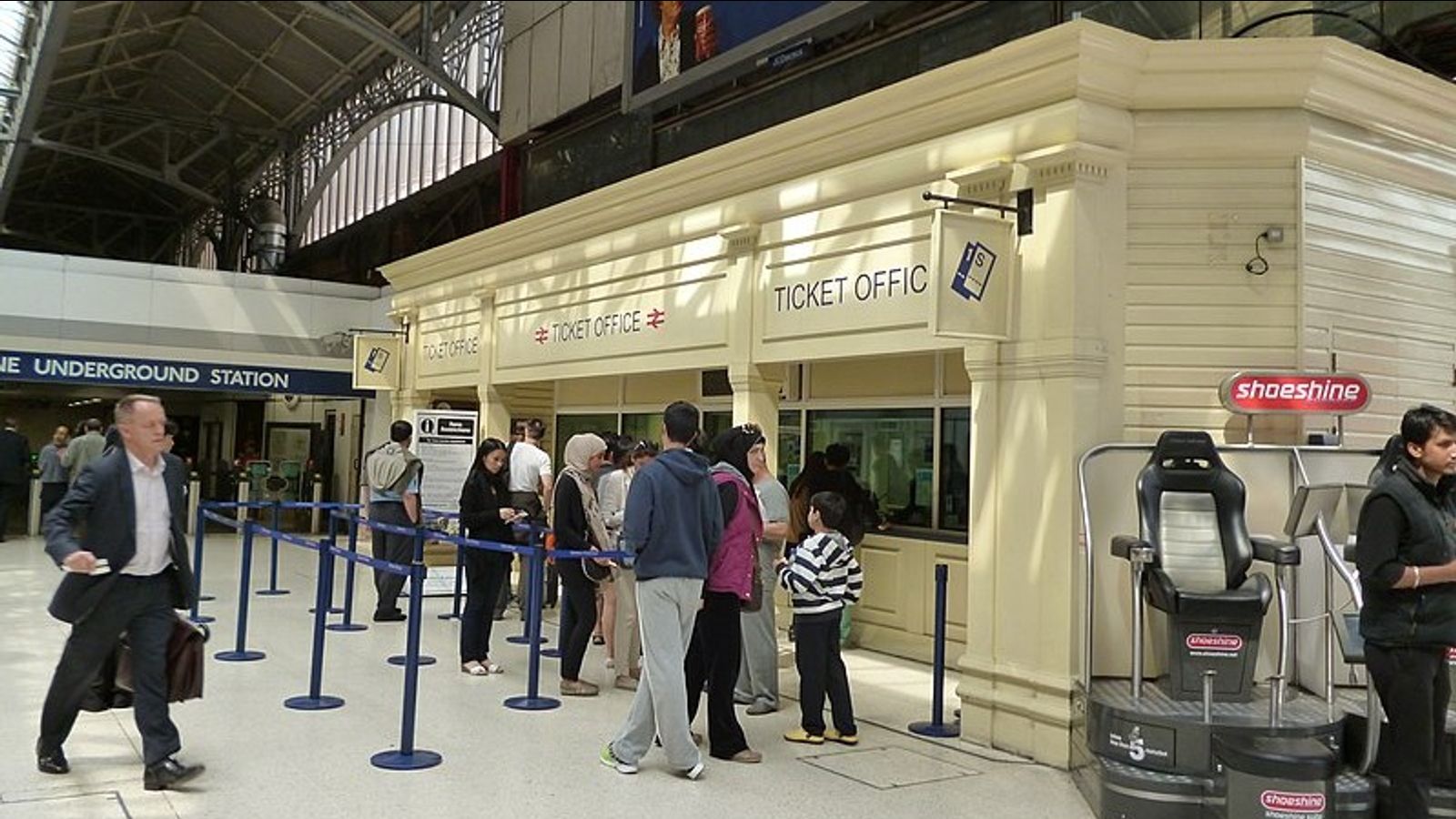 RMT rail union advances no opposition to closure of nearly all 1,000 ...