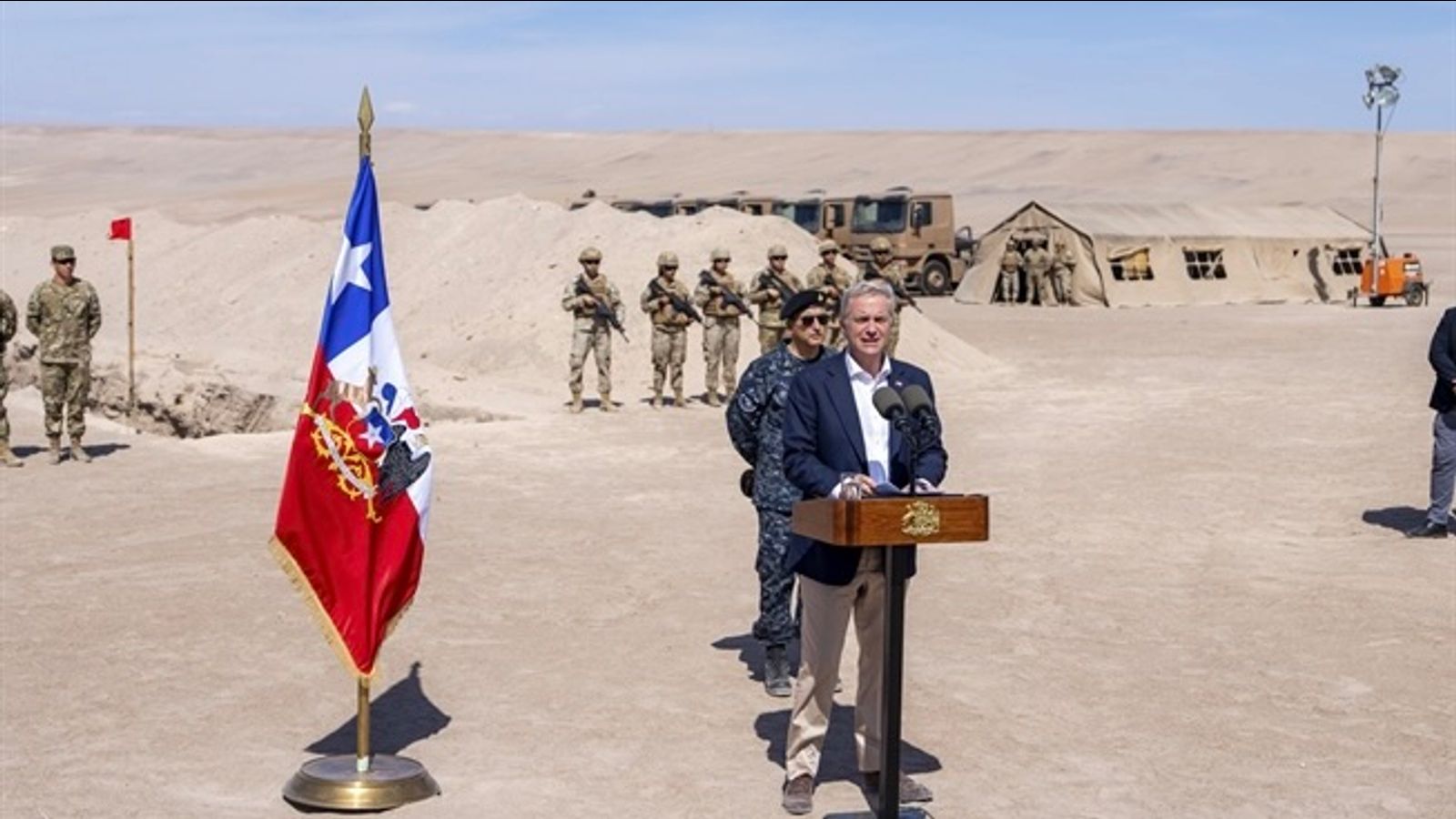The ignominious role of Chile’s “left” in Kast’s sweeping assault on immigrants