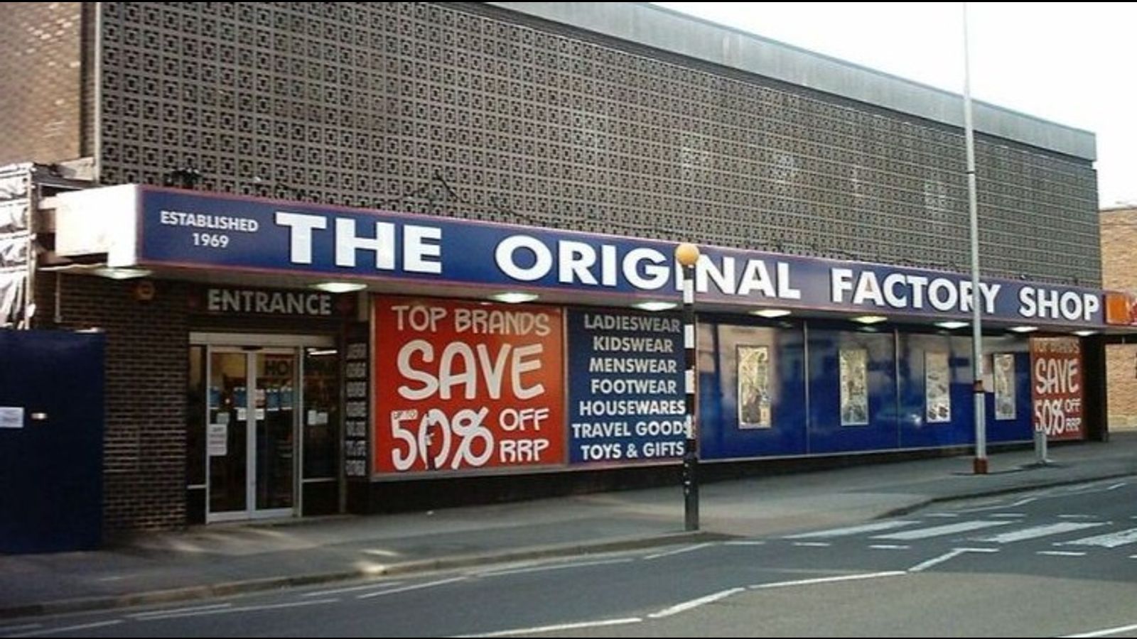 Jobs cull in UK retail industry set to continue in 2026