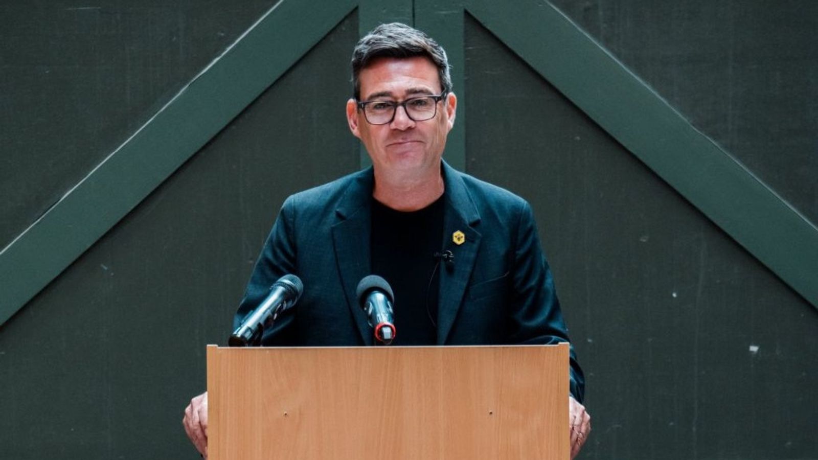 Andy Burnham Proposes Cutting Pub Business Rates and Raising Warehouse Rates