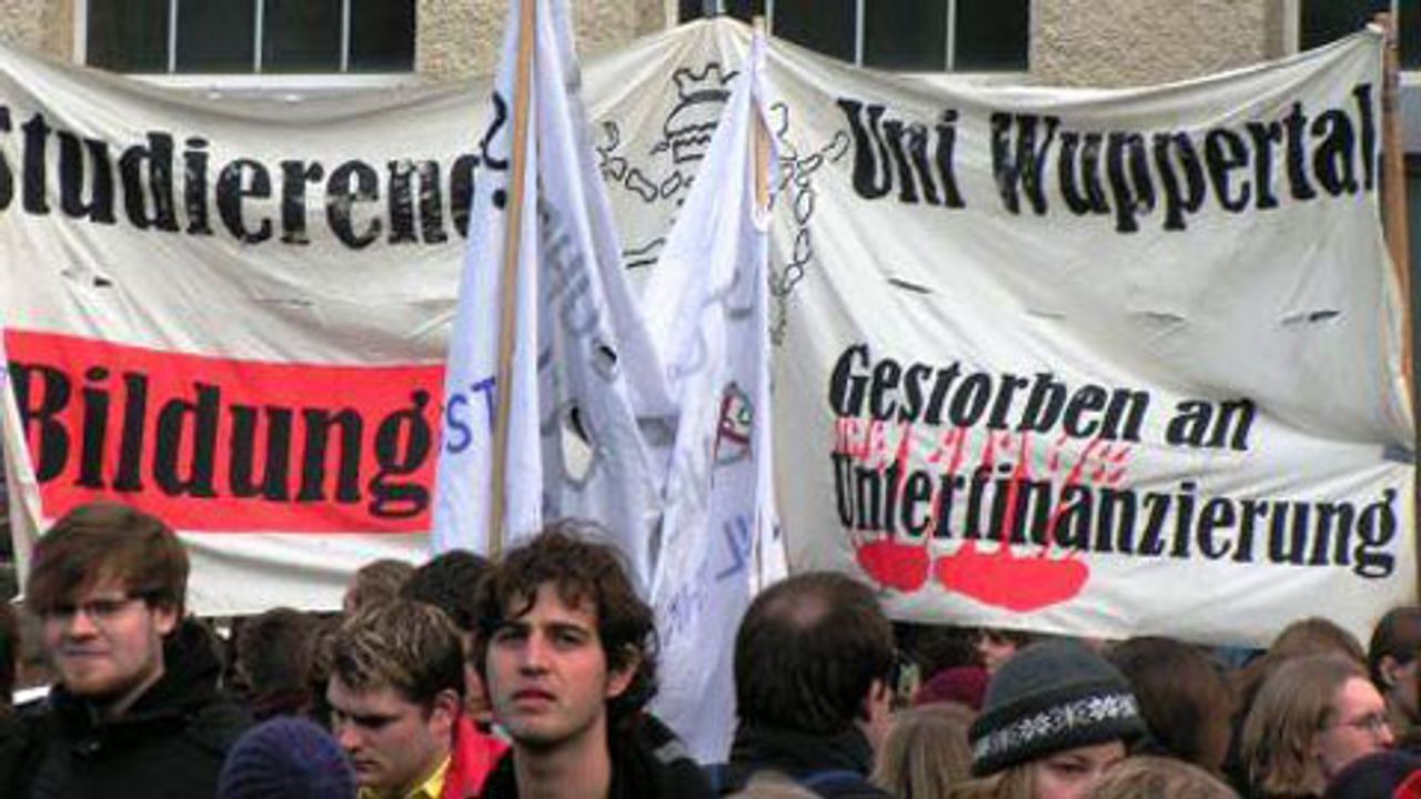 Studenten aus Wuppertal in Bonn