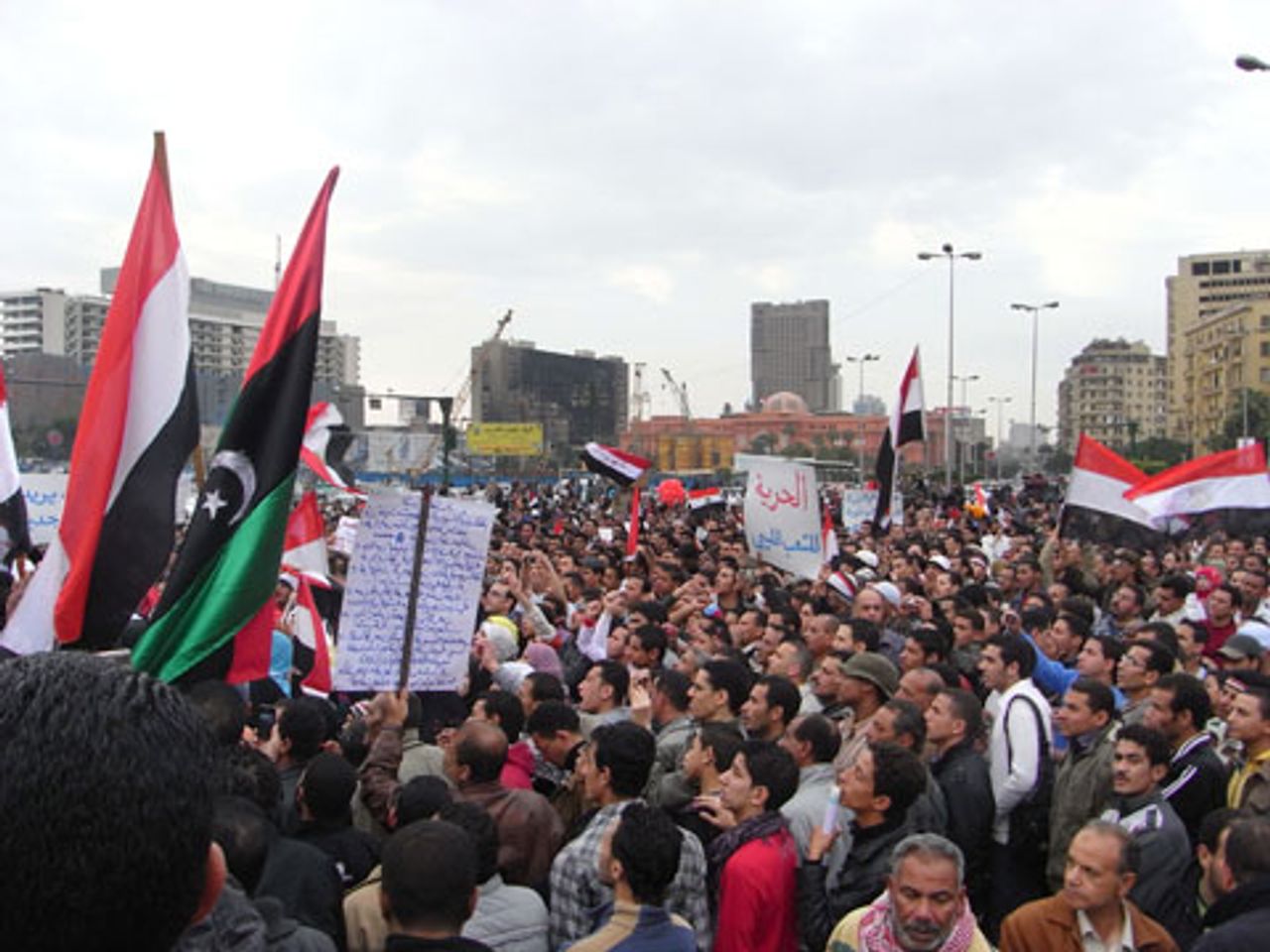 Protestierende auf dem Meidan Al Tahrir