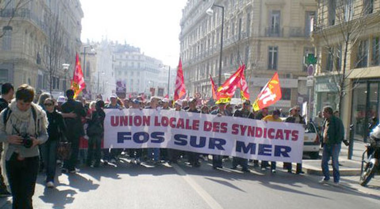 Joint unions: Fos sur Mer port, near Marseille