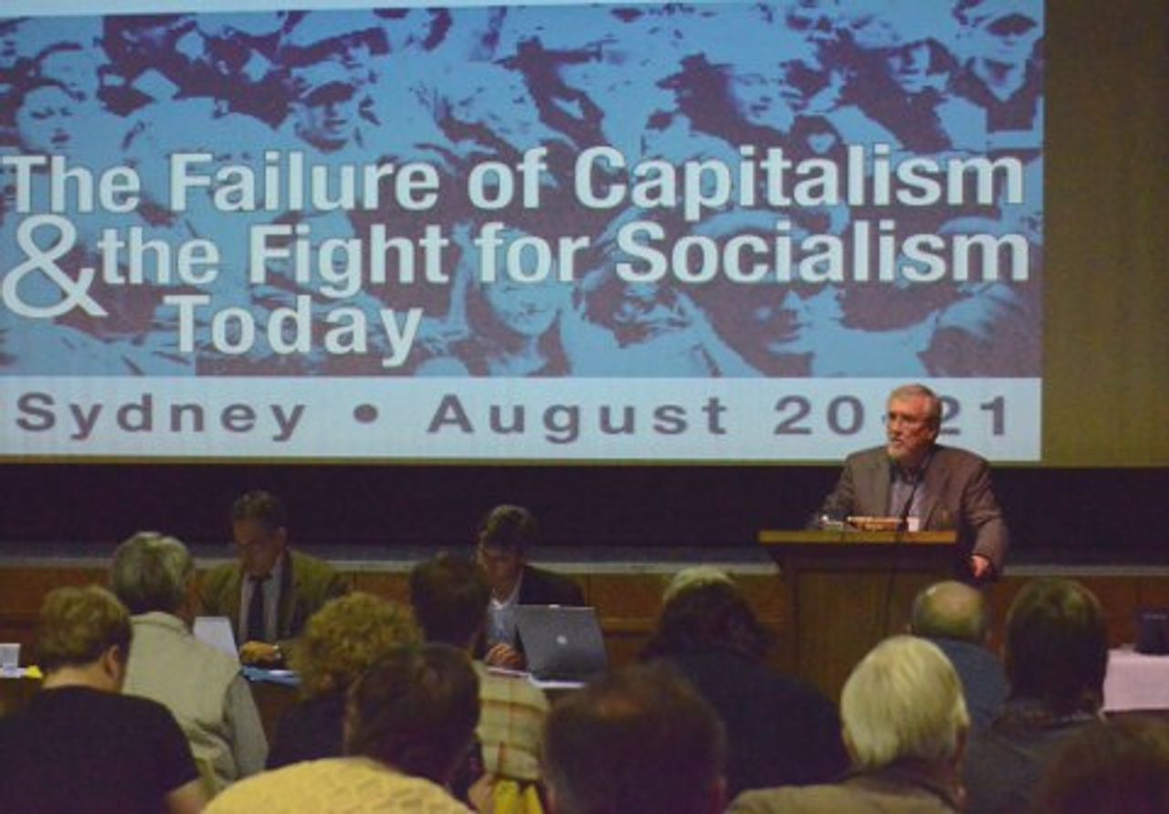 Nick Beams addressing Sydney conference