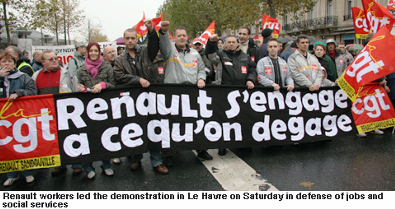 Renault workers march