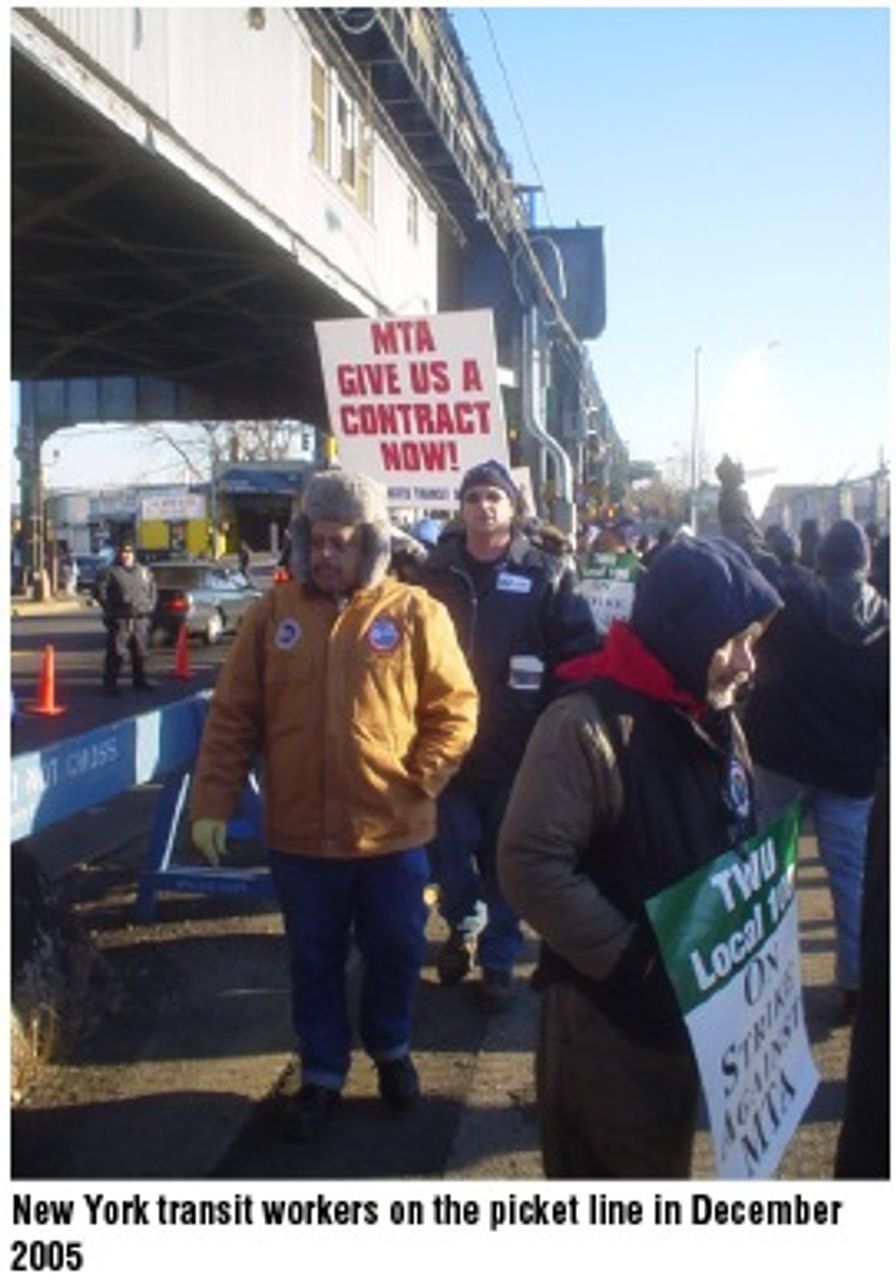 NYC transit workers picket in 2005