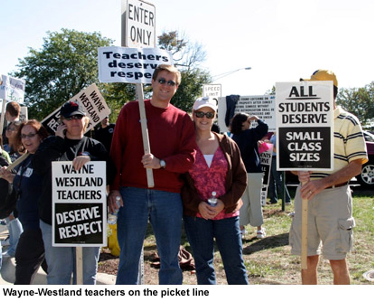 Wayne-Westland teachers on the picket line